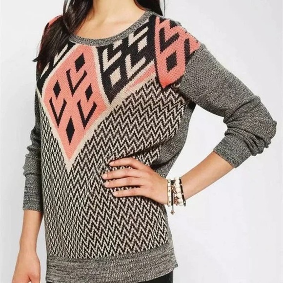 Urban Outfitters Ecote Intarsia Tan Pink Aztec Tribal Pullover Sweater Size S - Picture 1 of 8